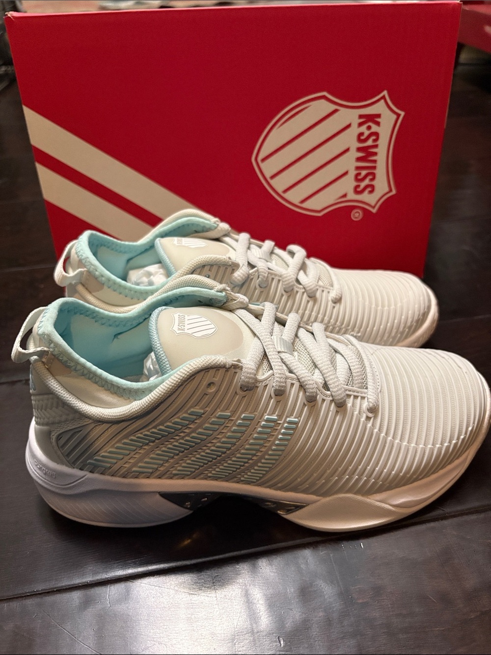 K-Swiss Womens Size 6 Hyper Court Supreme’s Nib